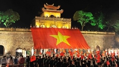 Activities at home to mark National Day - ảnh 1